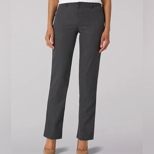 Women's Wrinkle Free Relaxed Fit Straight Leg Pant 20 Short Charcoal Grey NWT